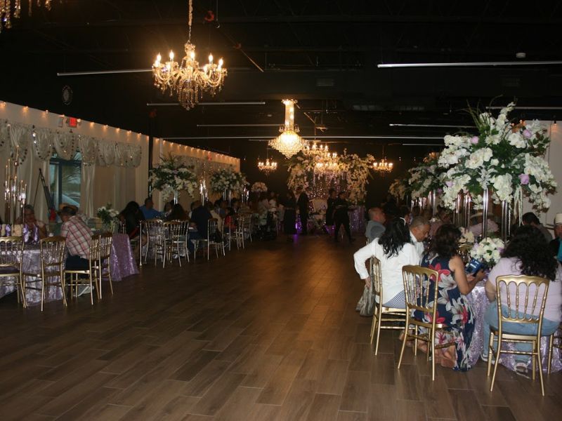 Los Lagos Event Center